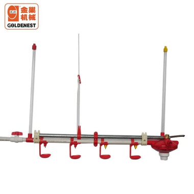 Línea de bebederos con tetina para aves de corral